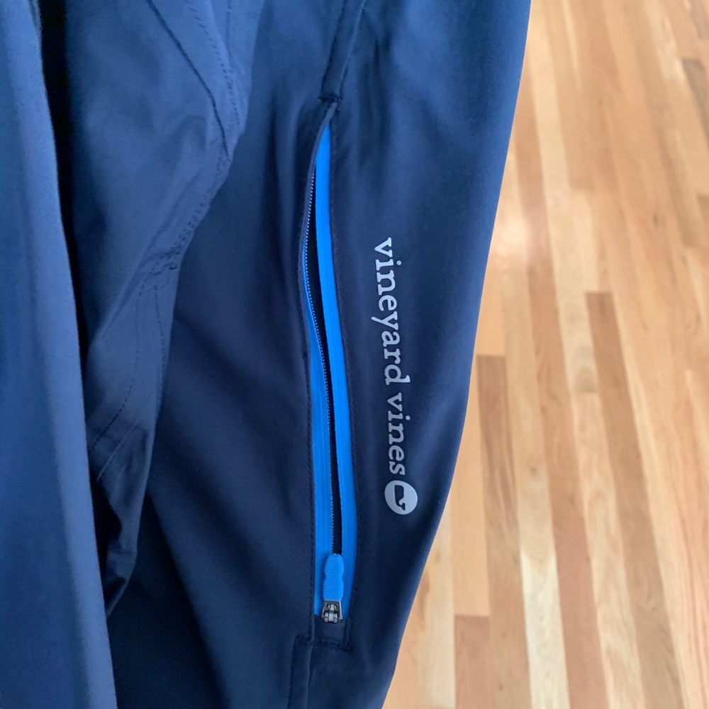Vineyard vines men’s raincoat windbreaker - Picture 4 of 4